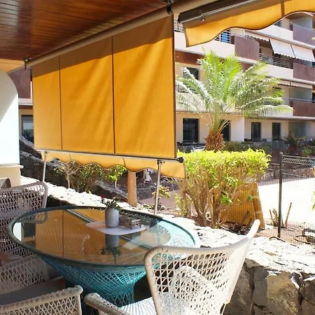 Appartement Balcon, Cosy One Bed With Aircon And Pool *