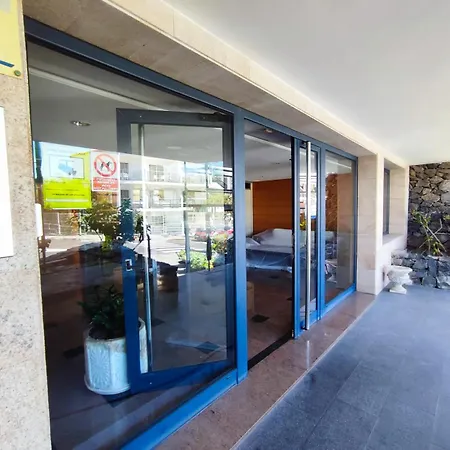 Balcon, Cosy One Bed With Aircon And Pool 아파트 푸에르토 데 산티아고