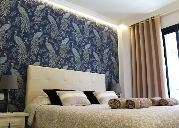 Balcon, Cosy One Bed With Aircon And Pool